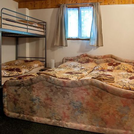 Lovecky Hotel Jivak Loučeň Kültér fotó