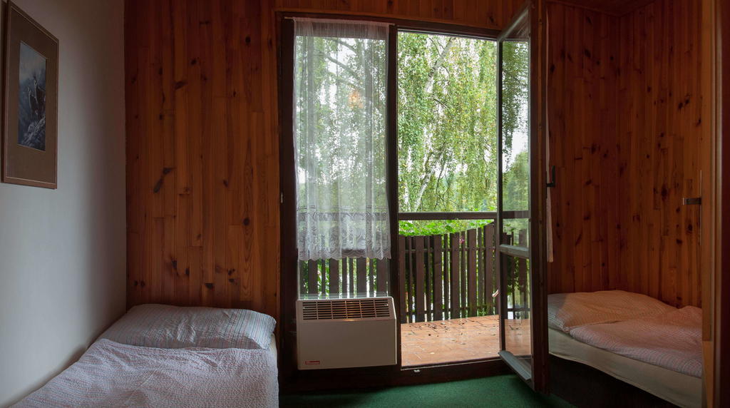Lovecky Hotel Jivak Loučeň Szoba fotó